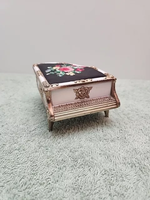 Music Box Grand Piano From 1970s Player White Gold Roses Black Embroidery