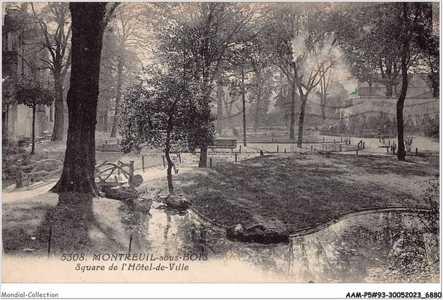 AAMP5-93-0441 - MONTREUIL-SOUS-BOIS - square de l'hotel de ville
