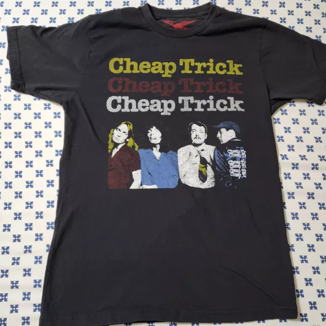 CHEAP TRICK T-Shirt World Tour 1978 Officially Licensed Medium Double-Sided