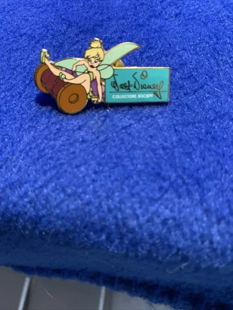 Disney Pin Trading WDCC Walt Collectors Society Tinkerbell Little Charmer Spool