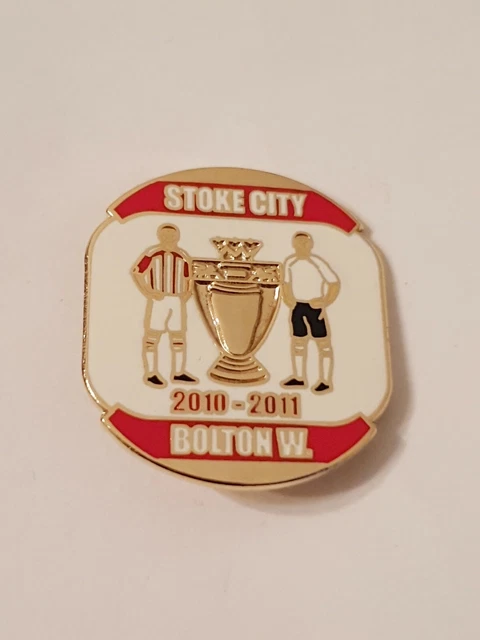 Pin's Leicester City FC – Écusson Métal Foxes – Multicolore – Occasion