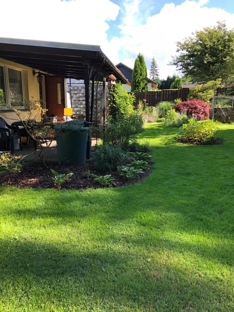 Wochenendgrundstück mit massiven Gartenhaus und 2 Geräteschuppen