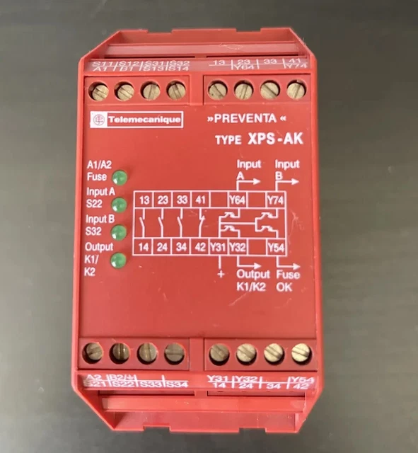 SCHNEIDER ELECTRIC XPSAK311144 Xps Ak Preventa Relay Used Fully Working