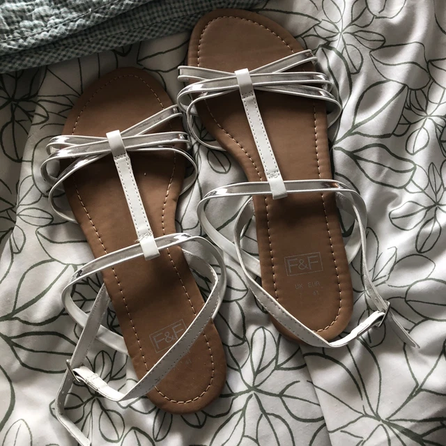 White on sale sandals tesco