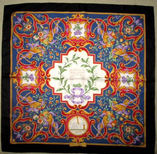 Foulard En Soie Vintage - Dimensions 75x76 Cm, Couleur Vert, Occasion En Très Bon état Général (TBEG)