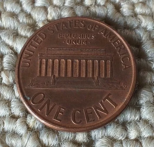 One Cent Various Dates USA Coin  By coin_lovers