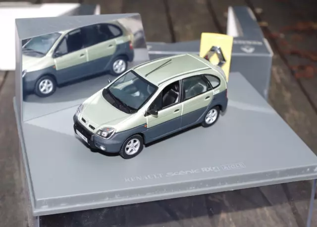 Renault Scenic Rx4 Aigle Universal Hobbies 1/43 Comme Neuf En Boite