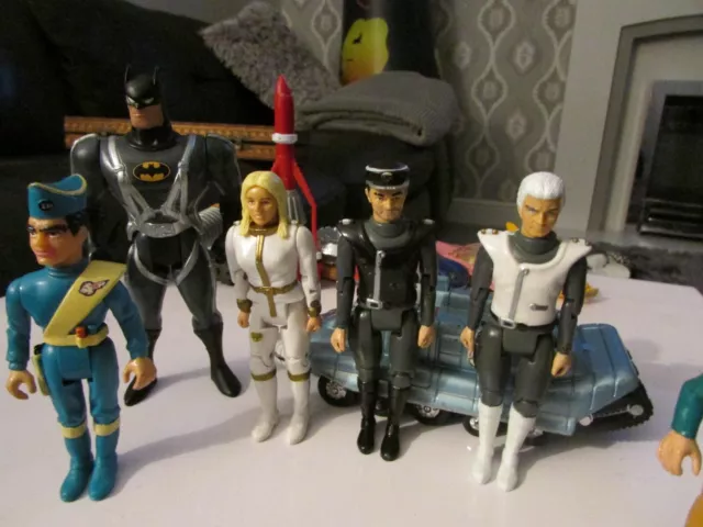 Bulk Buy 6 x Action Figures , 2x Thunderbirds ,Batman , 3 x Captain Scarlet