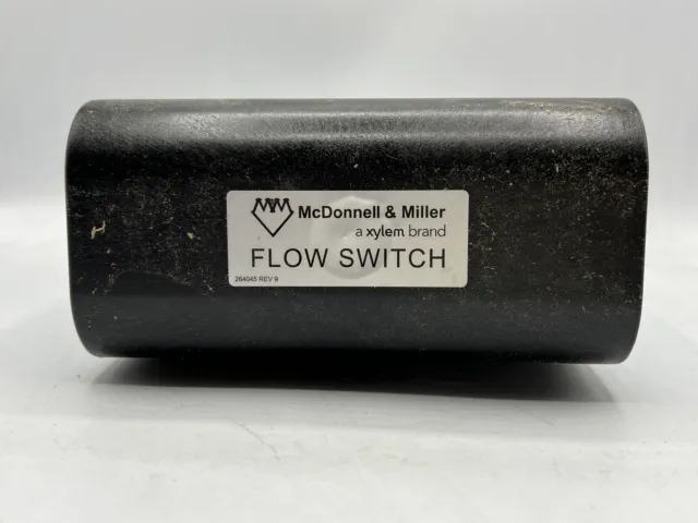 McDonnell & Miller FS7-4S 1-1/4 In MNPT Connection Size Flow Switch New Open Box