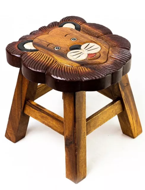 Kinderhocker aus Holz, Sitzgruppe, Kinderstuhl, Kita, Leo, Löwe