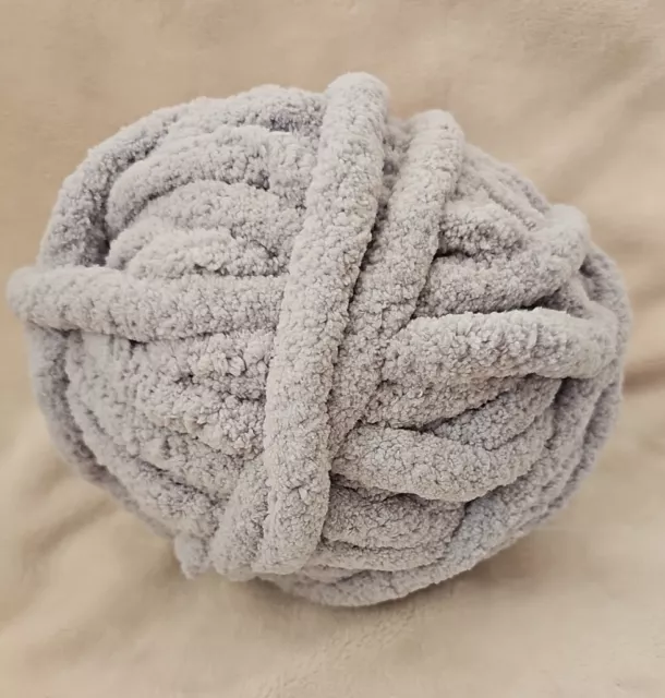 Big Bold 250g Ball Jumbo Yarn Light Grey