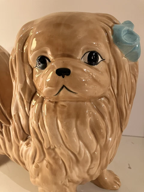 Vintage Crest Mold Porcelain Ceramic Charming Pekingese Dog Figurine
