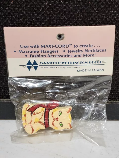 1- NEW VTG Painted CAT Wood Maxi-Shapes Animal Macrame Beads by Maxi-Cord