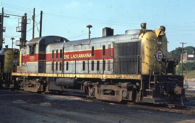 EL RS3 - Number - 1051 w/Another - ORIG - KR - ralx3427
