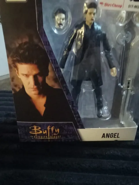 BST AXN Buffy The Vampire Slayer Angel 5 Inch Figure