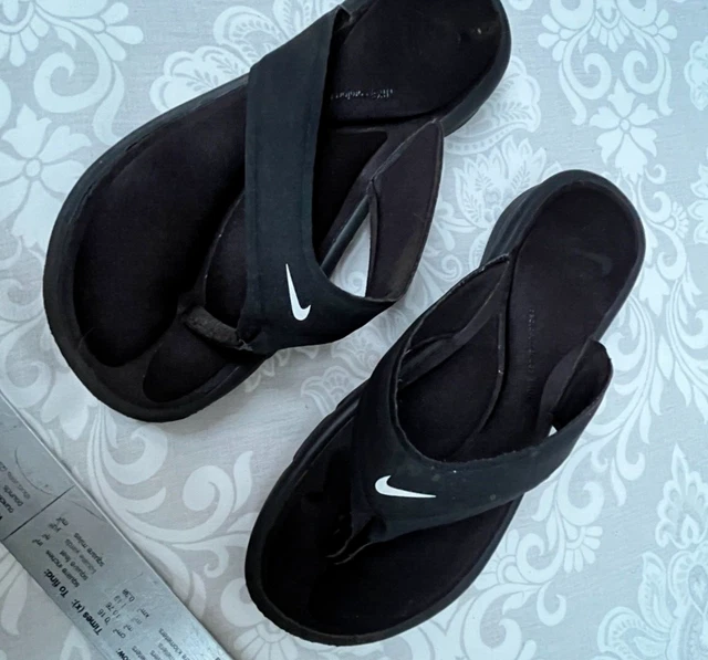 Nike Comfort Footbed Black Flip Flops Sandals Womens Size 6  One Thong Not Tight