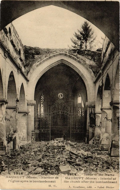 CPA AK Militaire Maurupt Interieur de l'Eglise apres bombardement (696664)