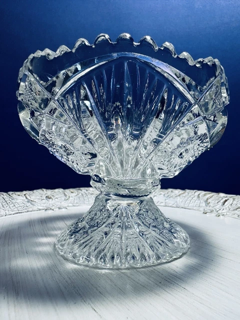 ANTIQUE NUCUT American Brilliant Imperial Deep Cut Glass Pedestal Candy Nut Dish