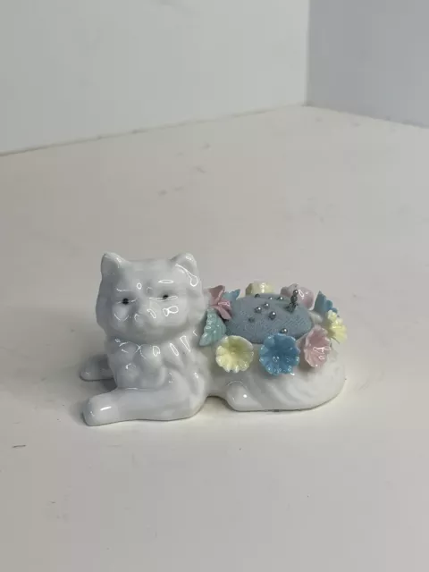 Vintage White Porcelain Cat Figurine Sewing Needle Pin Cushion Holder