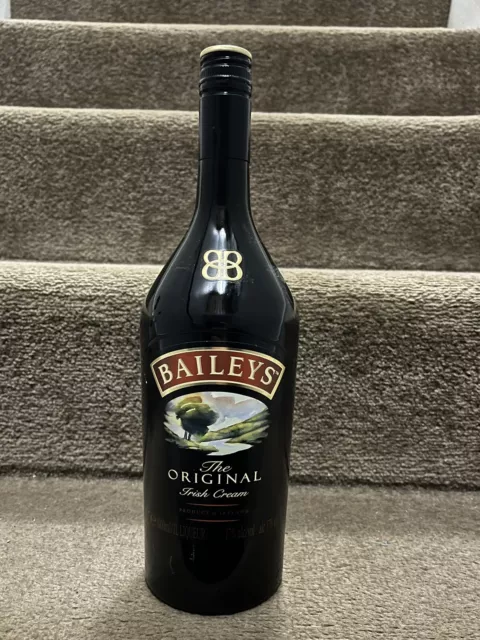 Baileys Irish Cream Liqueur - Empty Glass Bottle - 1 Litre / 100cl - Upcycling