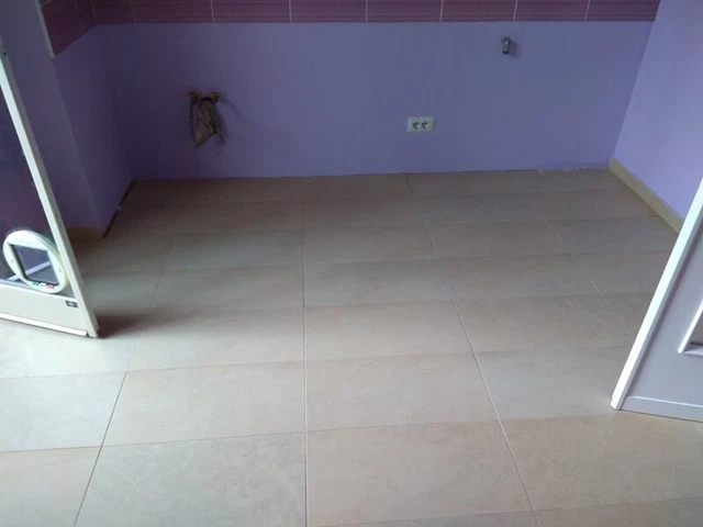 Piastrelle robuste per cucina colore come da foto