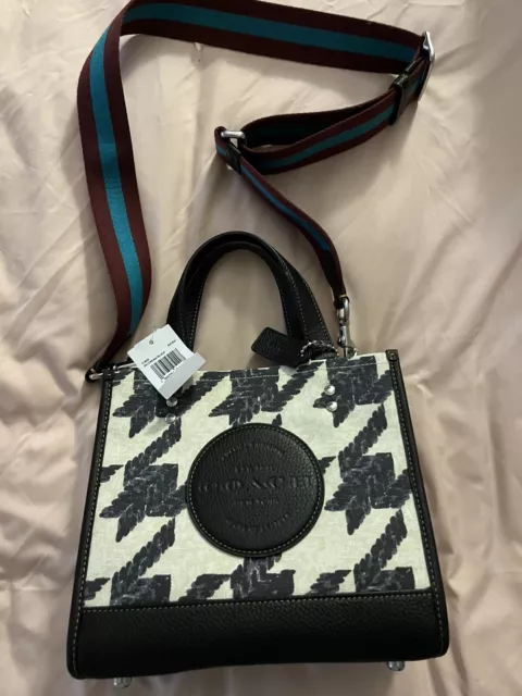 NWT Coach Dempsey Tote 40 With Houndstooth Print And Patch CJ624