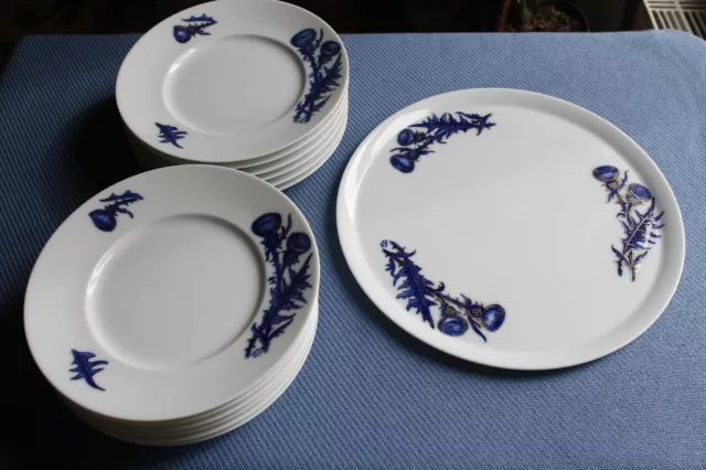 Service à dessert en porcelaine de Limoges décor de chardons par Goscimski