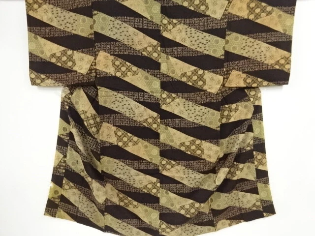 36968# Japanese Kimono / Antique Mens Juban / Lion