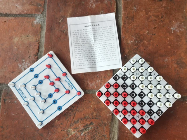 Jeu Vintage 1984 Jeux De Dames & Marelle Club Nathan - Complet Avec Pions - Occasion