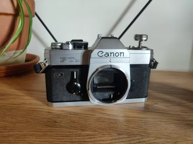 Canon FTb QL vintage Japan Film appareil photo avec Canon FD 50mm 1:1.8 Objectif