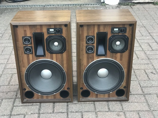 RARE PAIR OF VINTAGE 1970s SANSUI SPEAKERS SP-X7000