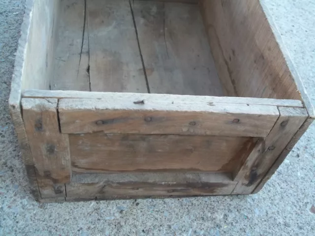 Vintage Atlas Powder Co Wilmington Deleware USA Giant Gelatin Hunting Wood Box 6