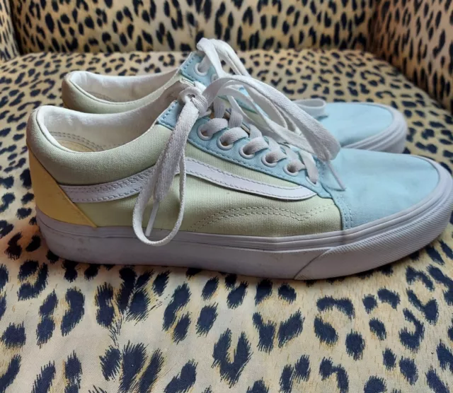 Yacht club sales vans size 7