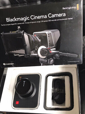 Blackmagic Cinema FOTOCAMERA EF BMCC 2.5k RAW Canon EF Mount con risolvere USB 