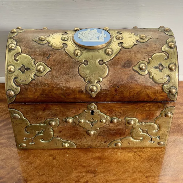 Victorian Wedgwood and Incised Bronze-Mounted Burl Walnut Box