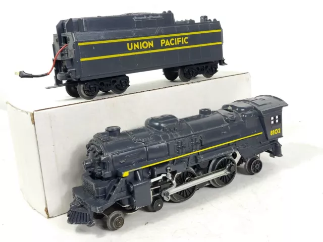 Lionel 8102 4-4-2 Union Pacific Steam Locomotive & Tender O Gauge CLEAN SEE PICS
