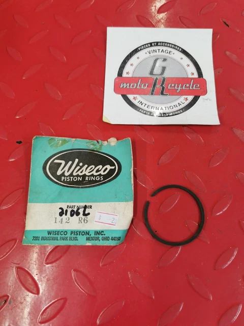 NOS WISECO  PISTON RING 53.5mm 2106L   142R6  J10