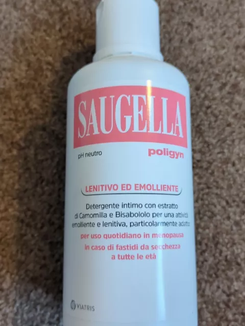 SAUGELLA POLIGYN Feminine Intimate Hygiene Cleanser 500 ml. Menopause Period.