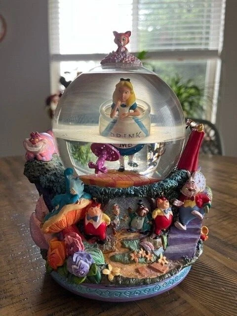 Disney Alice in Wonderland "Drink Me" Musical Snow Globe RARE