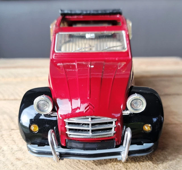 SOLIDO PRESTIGE 2CV 1966 1/18 EN BOITE D6