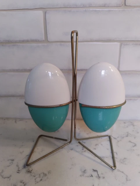 Vacron Bopp-Decker White & Turquoise Salt & Pepper Shakers W/Wire Stand Vacron Bopp-Decker White & Turquoise Salt & Pepper Shakers W/Wire Stand