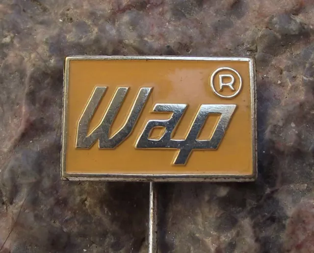 WAP Logo Dampstrahl Reinigung Pressure Washers Company Germany Firm Pin Badge 2