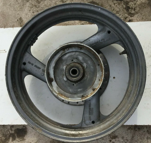 YAMAHA XJ900S DIVERSION Rear Wheel ..VMAX CONVERSION ? PLEASE READ £25. ...