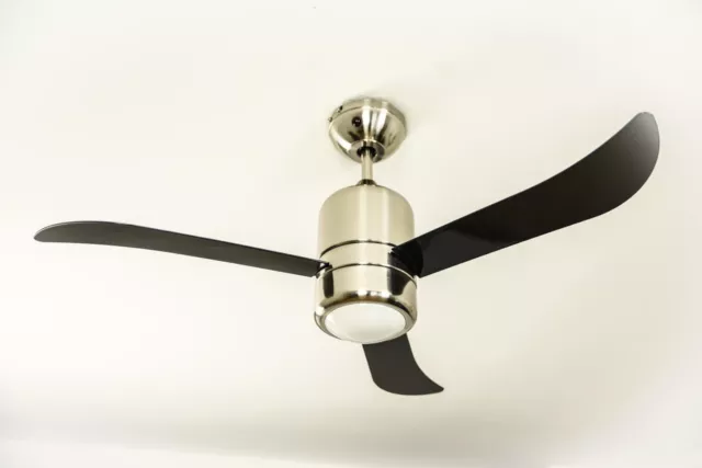 Ventilateur plafond avec lumière et télécommande Loft Nickel Pales Noires 112 cm