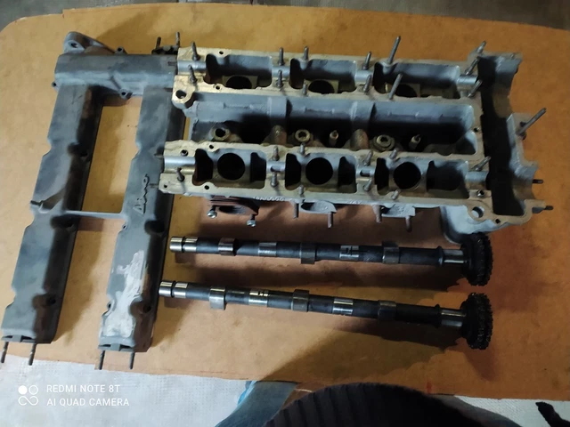 Fiat Dino Ferrari 2000 - Cylinder Head (right)+Camshafts (testata Ferrari Dino)