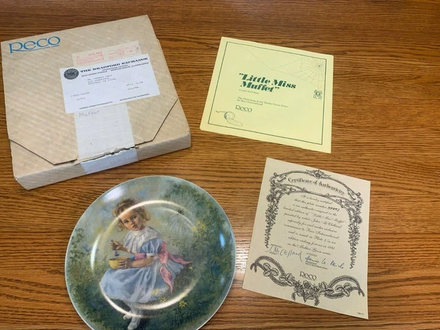 Reco collector plate, Little miss muffet by John McClelland, Mother Goose series