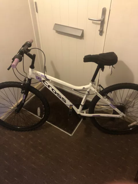 Cross fxt300 26inch wheel size men's bike clearance