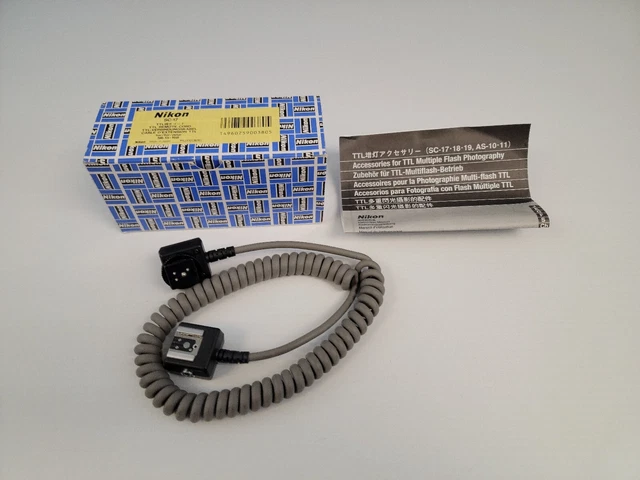 Nikon SC-17 off-camera TTL Flash Speedlight Remote cable SC17 cord Near Mint