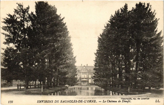 CPA AK Env. de BAGNOLES-de-l'ORNE - Le Chateau de Dieufit (355373)