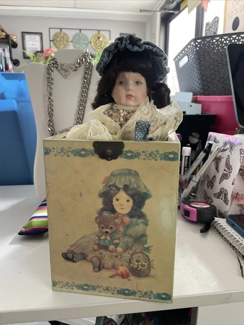 Childhood Fantasies By Enesco Dolly Vintage Music Box Pop Up Doll 1985